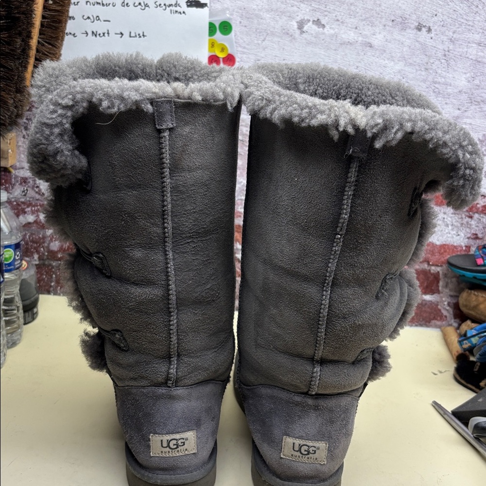 Ugg Gray Shearling Button Boots Box Box 29 - image 3